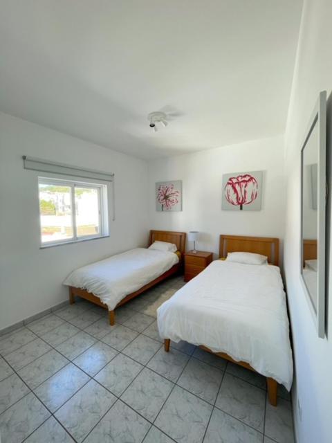 Ferienwohnung Linha D Agua - Ap Salema Exterior foto