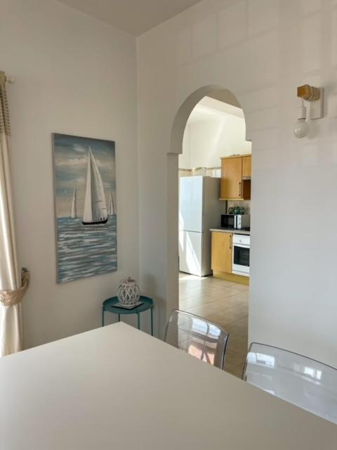 Ferienwohnung Linha D Agua - Ap Salema Exterior foto